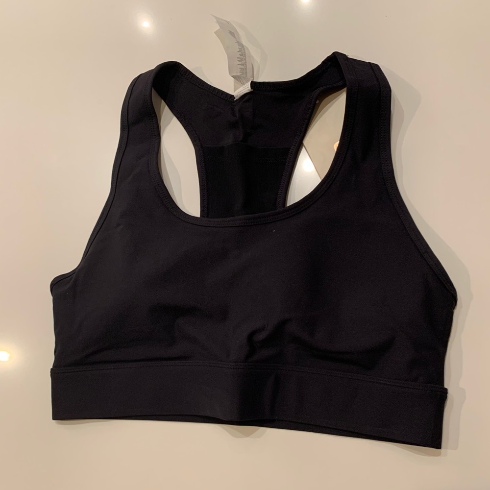 Fabletics black sports bra